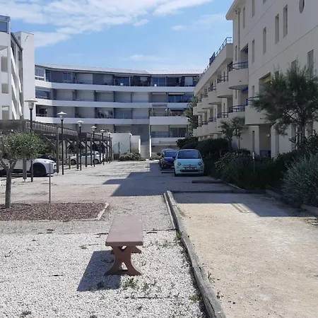 Apartment Les Plages Du Grand Vallen - Chateau Leenhardt Le Grau-du-Roi