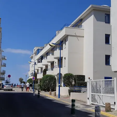Les Plages Du Grand Vallen - Chateau Leenhardt Apartment