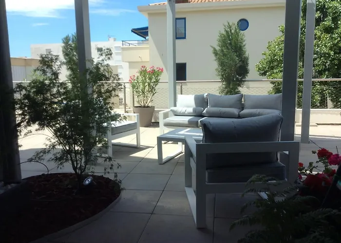 Les Plages Du Grand Vallen - Chateau Leenhardt Apartment *